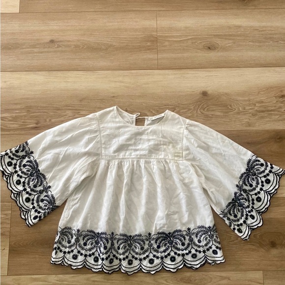 Zara Tops - ZARA EMBROIDERED BOHO TOP SMALL